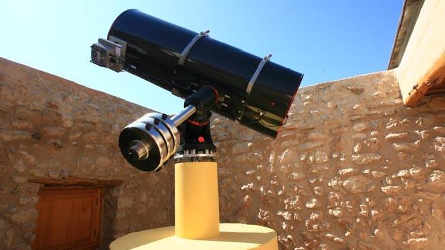 El observatorio de Cala d´Hort descubrió 81 asteroides en 2014 - Diario de  Ibiza
