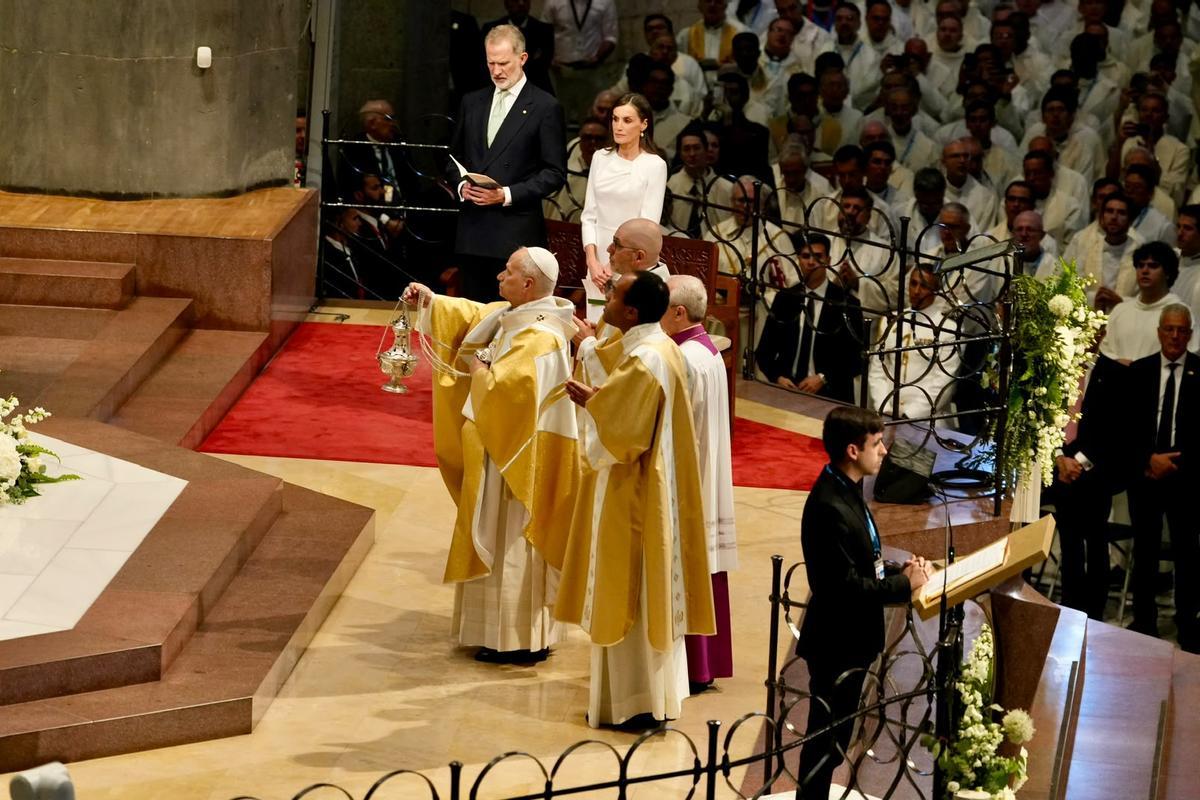 Los Reyes de España con el Papa León XIV en la Sagrada Familia