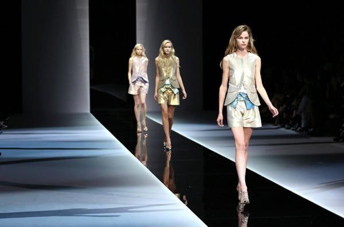 Desfile de Emporio Armani en la Semana de la Moda de Milán