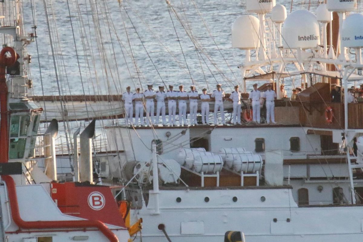 Princesa Leonor en el buque-escuela Juan Sebastián de Elcano al Puerto