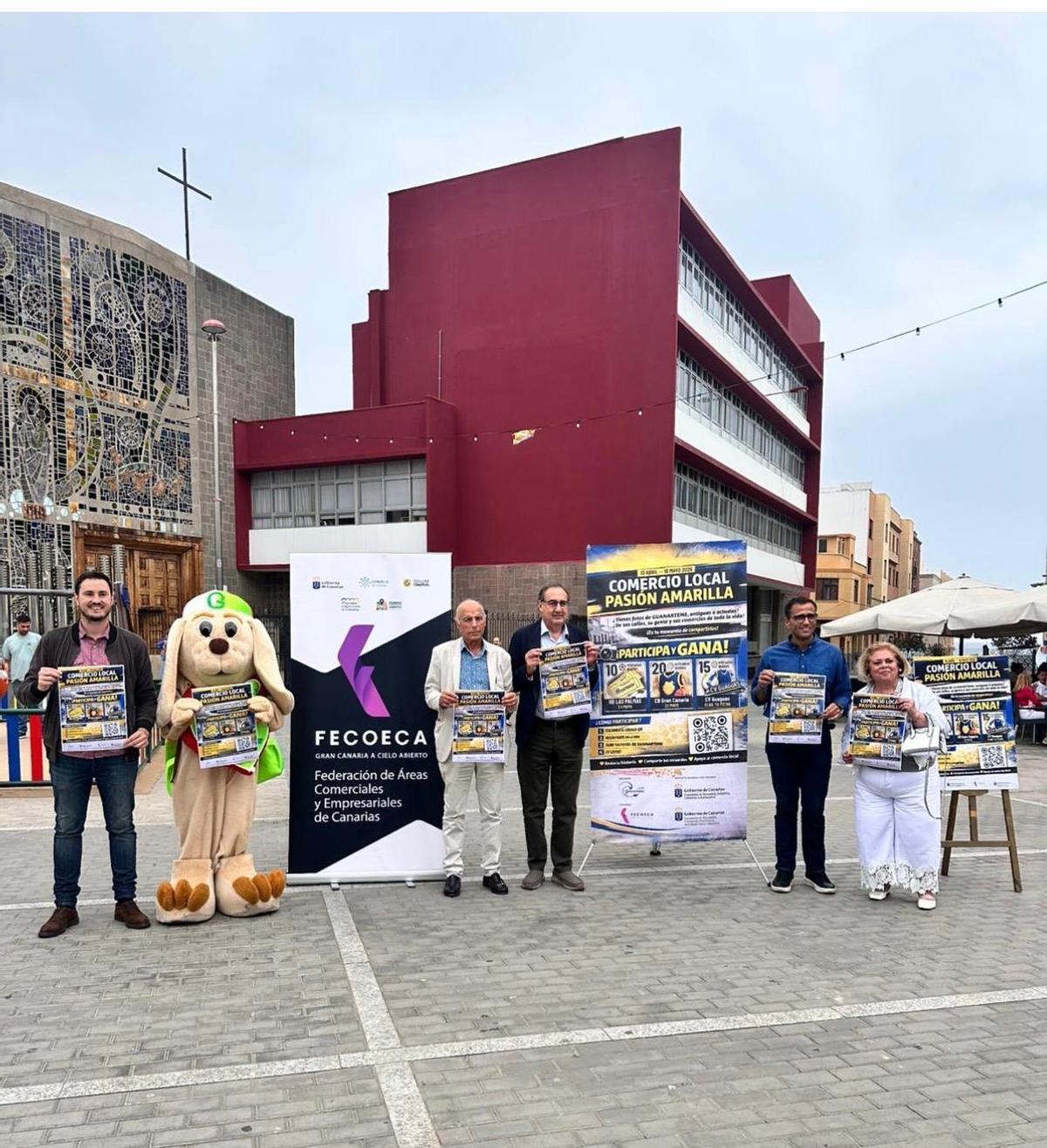 Presentación de la campaña de entradas deportivas por fotos antiguas de Guanarteme.