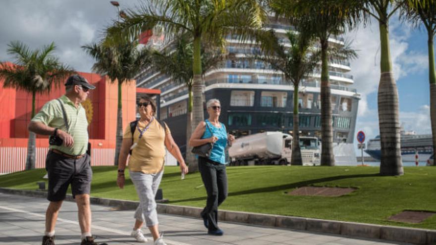 Cruceristas en Santa Cruz de Tenerife.