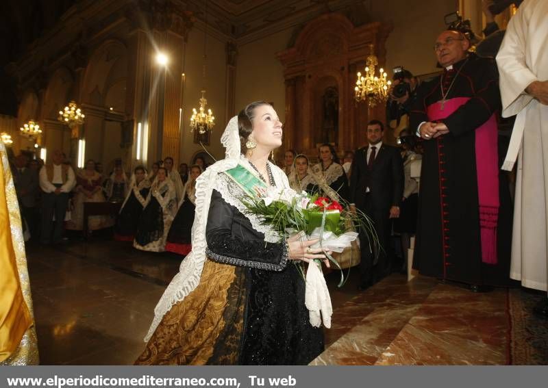 Galería de fotos --  La Ofrenda de Flores pudo con el frío y el viento