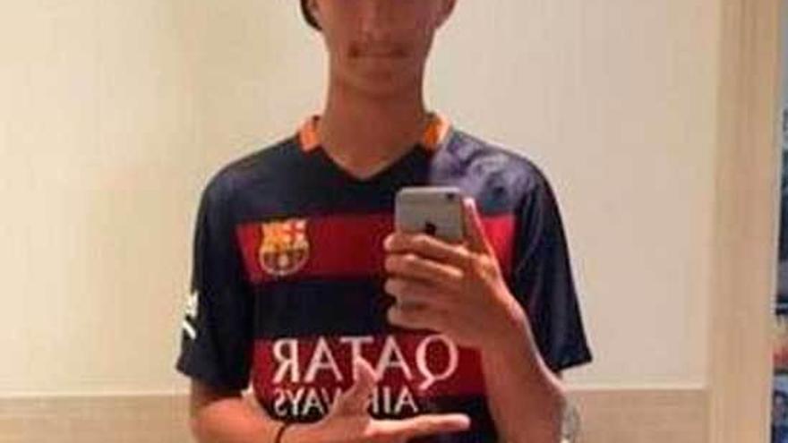 José Mourinho junior, con la camiseta del Barça en su cuenta de Twitter.