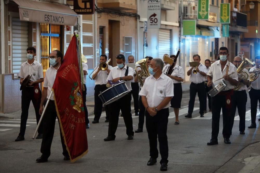 Procesión en la calle del Cristo de la Salud del Palmar