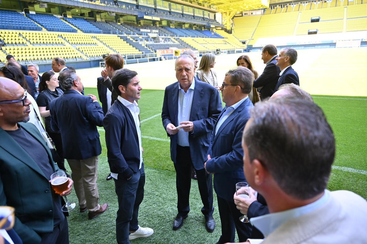 Galería | Las mejores imágenes en la clásica comida de fin de temporada del Villarreal, en La Cerámica