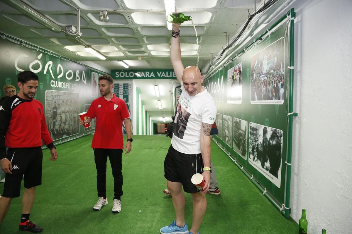 La fiesta de la salvación del Córdoba CF, en imágenes