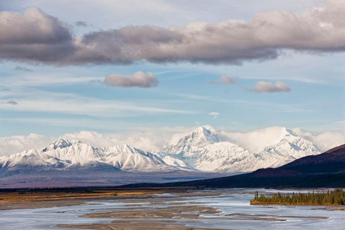 El río Susitna se encuentra al sur de Alaska. El río Susitna se encuentra al sur de Alaska.
