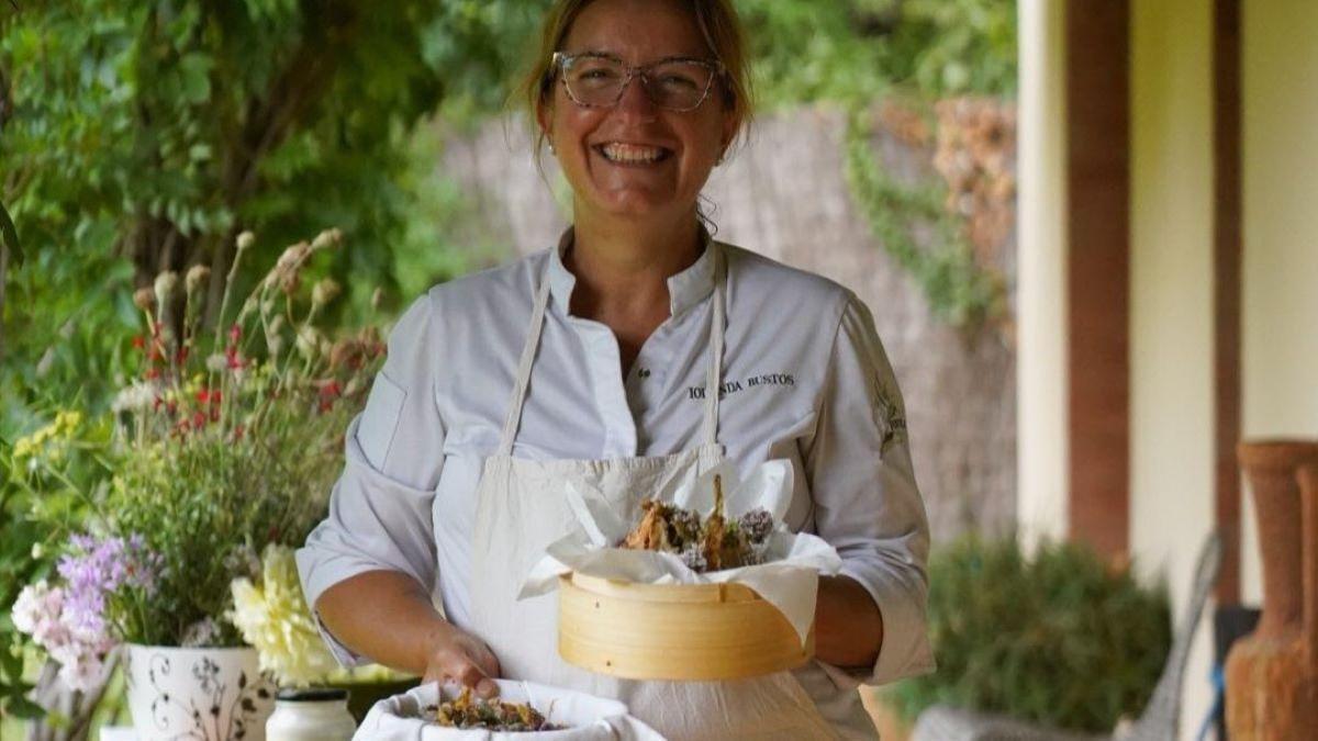 Iolanda Bustos, la xef de les flors.