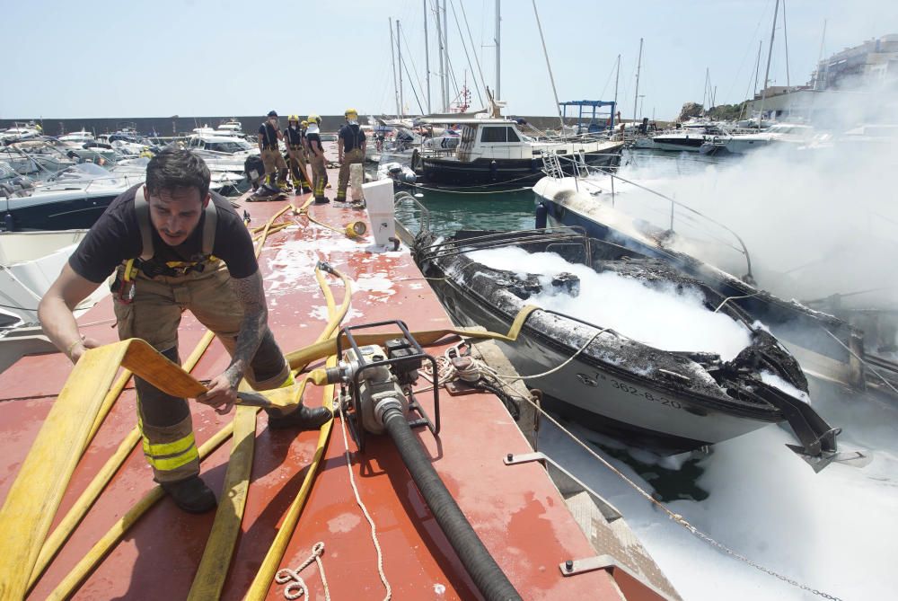 Incendi al port de Palamós