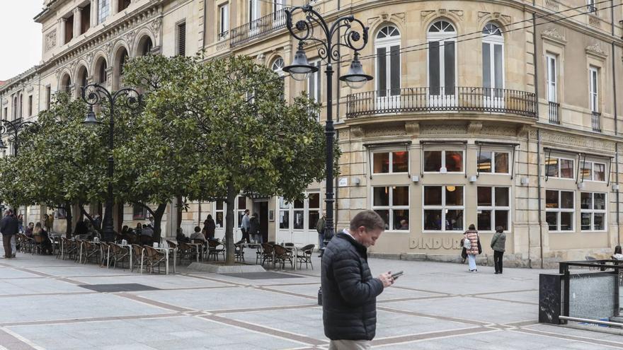 Los nuevos dueños del Café Dindurra de Gijón lo ponen a la venta por una cifra millonaria