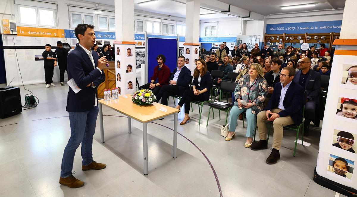 El CEIP Aljafería de Zaragoza cumple 100 años. El CEIP Aljafería de Zaragoza cumple 100 años.