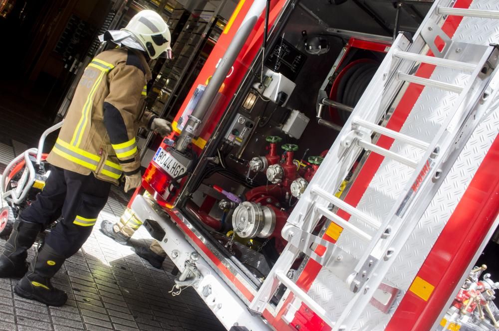 Una mujer fallece al incendiarse su piso en el edificio de Salesas, en Oviedo