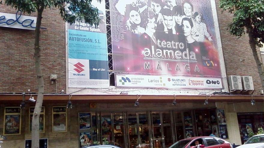 El Teatro Alameda, con una imagen de Banderas en el centro