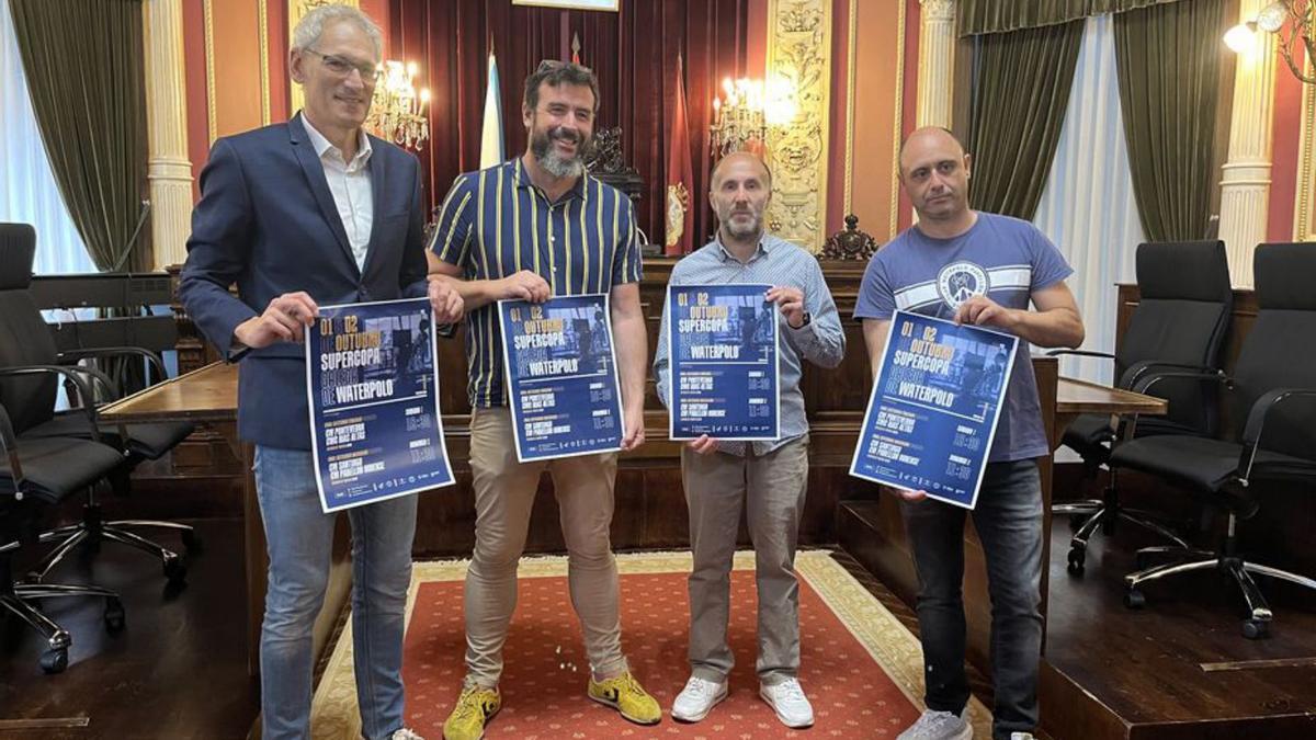 Presentación de la Supercopa de waterpolo en el concello. |  // I. OSORIO