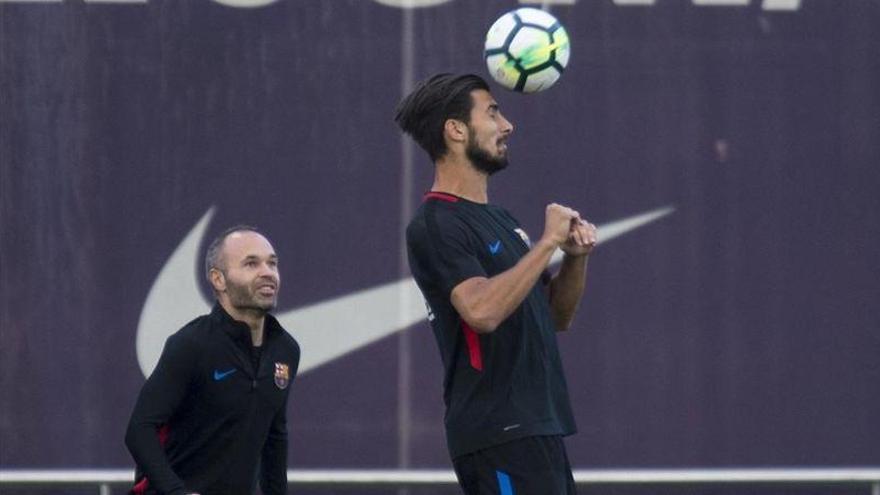 André Gomes ya sonríe: &quot;Muchas gracias, estoy muy bien&quot;