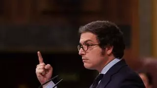 Dinero, pensiones aseguradas y déficit bendito