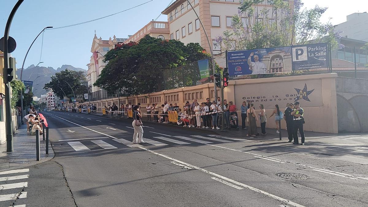 Santa Cruz se prepara para la llegada del papa León XIV