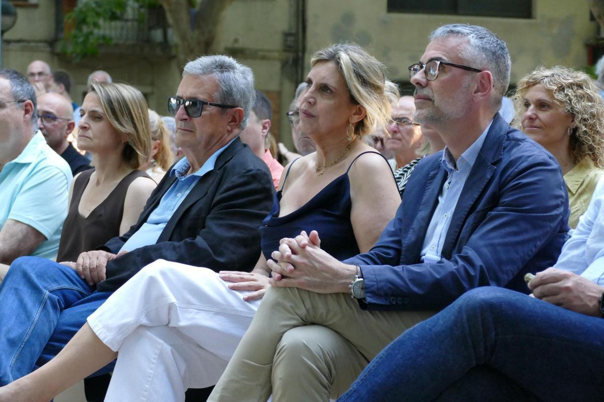 EN IMATGES | Jordi Masquef oficialitza la seva candidatura per a les eleccions municipals de 2027 a la plaça de l'Estació EN IMATGES | Jordi Masquef oficialitza la seva candidatura per a les eleccions municipals de 2027 a la plaça de l'Estació