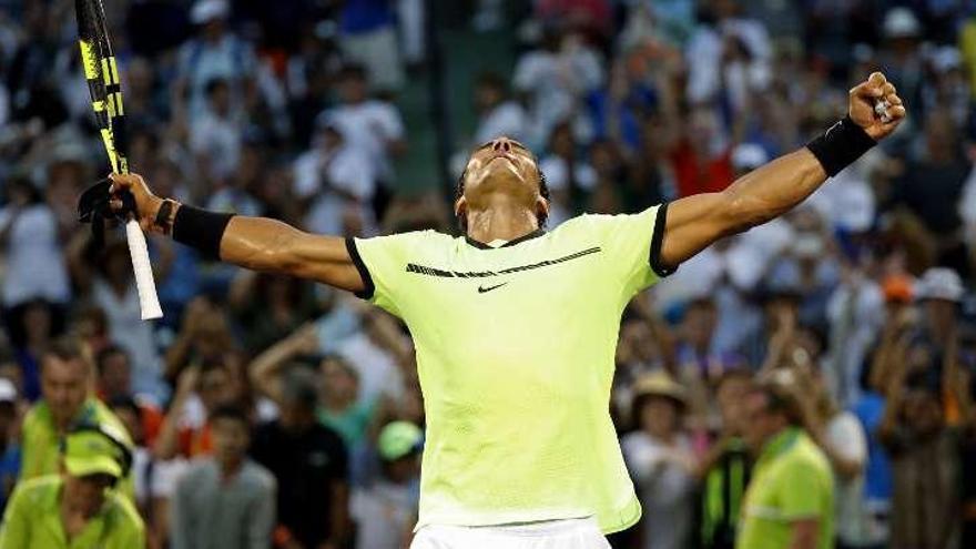 Nadal celebra su remontada.