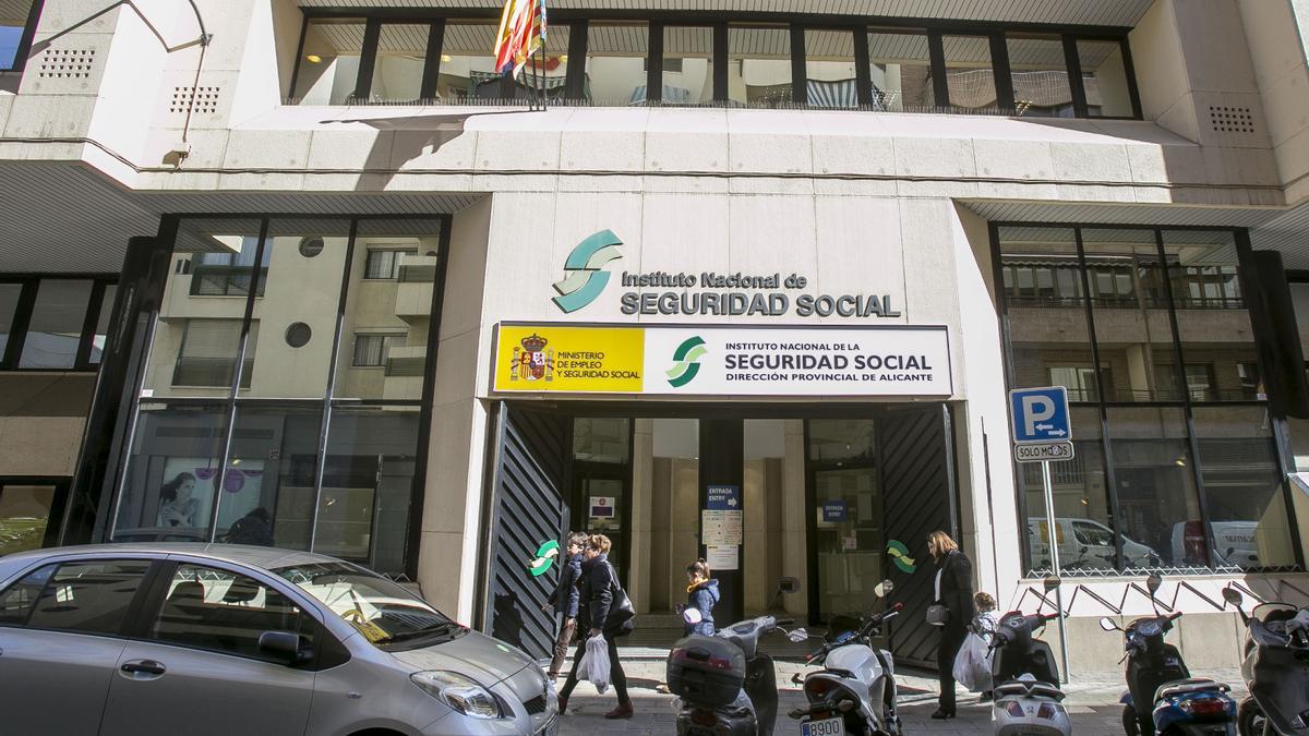 La sede del Instituto Nacional de la Seguridad Social en Alicante.