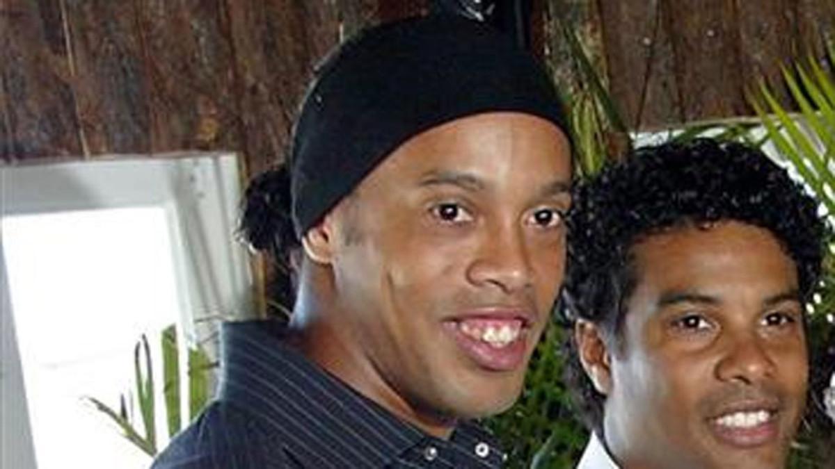 Los hermanos De Assis, Ronaldinho y Roberto, se alinearán este sábado en el mismo equipo en el Partido por la Paz