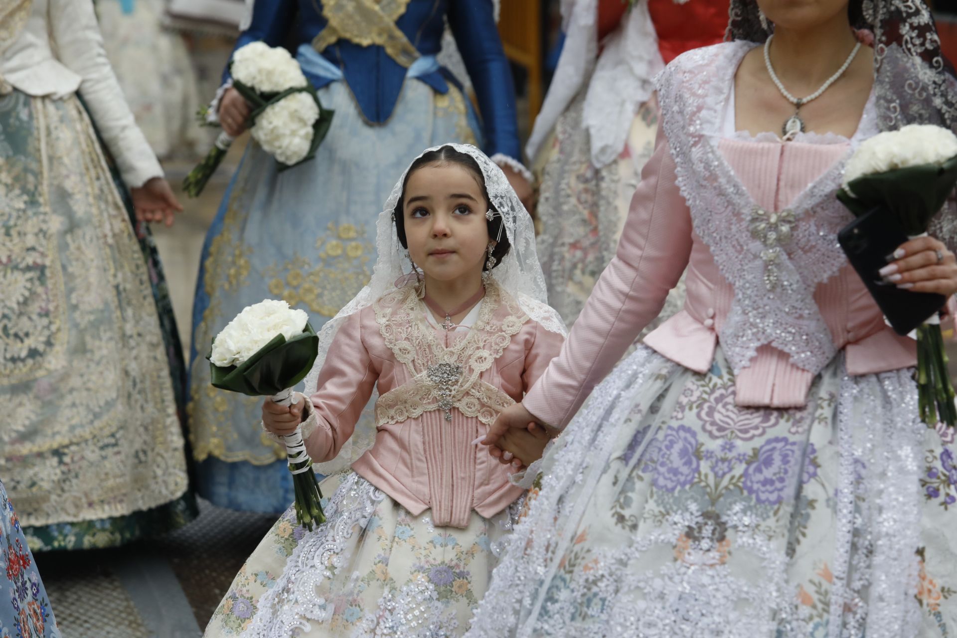 Búscate en el primer día de ofrenda por la calle de Quart (entre las 17:00 a las 18:00 horas)