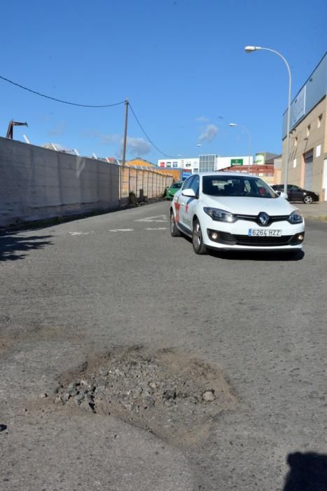 POLIGONOS INDUSTRIALES EN TELDE MAL ESTADO