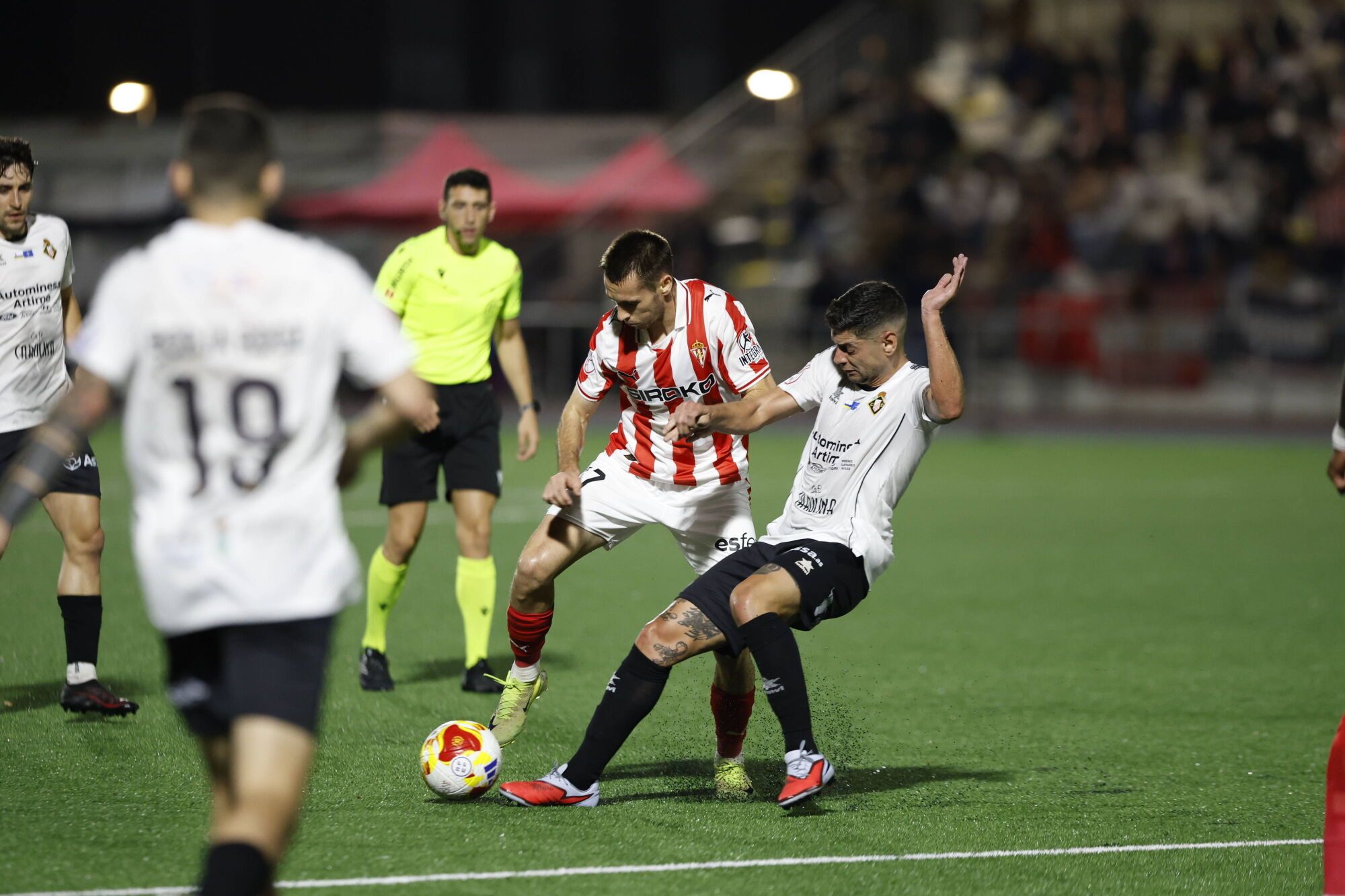 EN IMÁGENES: Gran ambiente en Mieres para el Caudal-Sporting de Copa del Rey