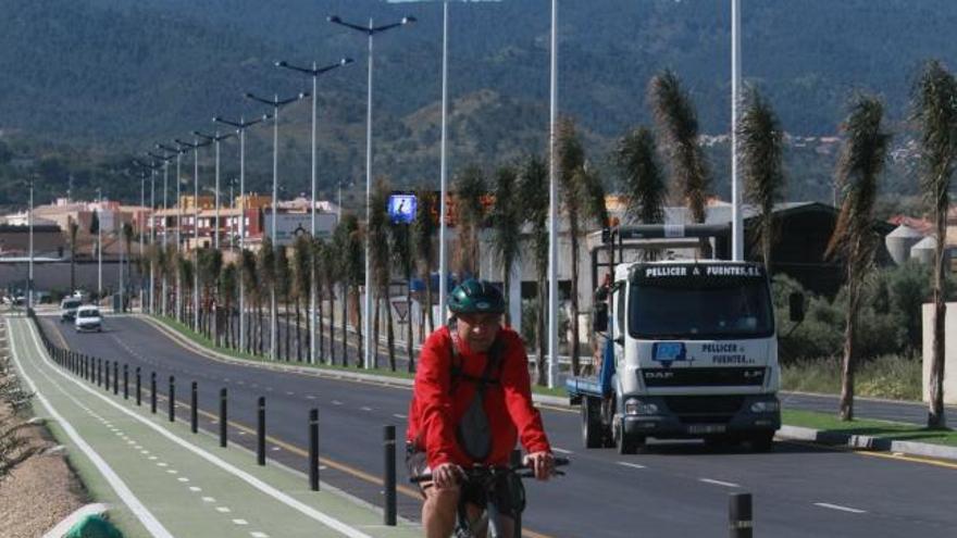 Bicis y coches compartirán 19 ciclocalles de la ciudad