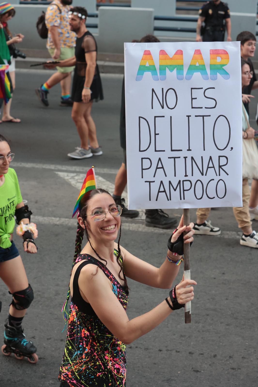 Así ha sido la manifestación LGTBI en Alicante