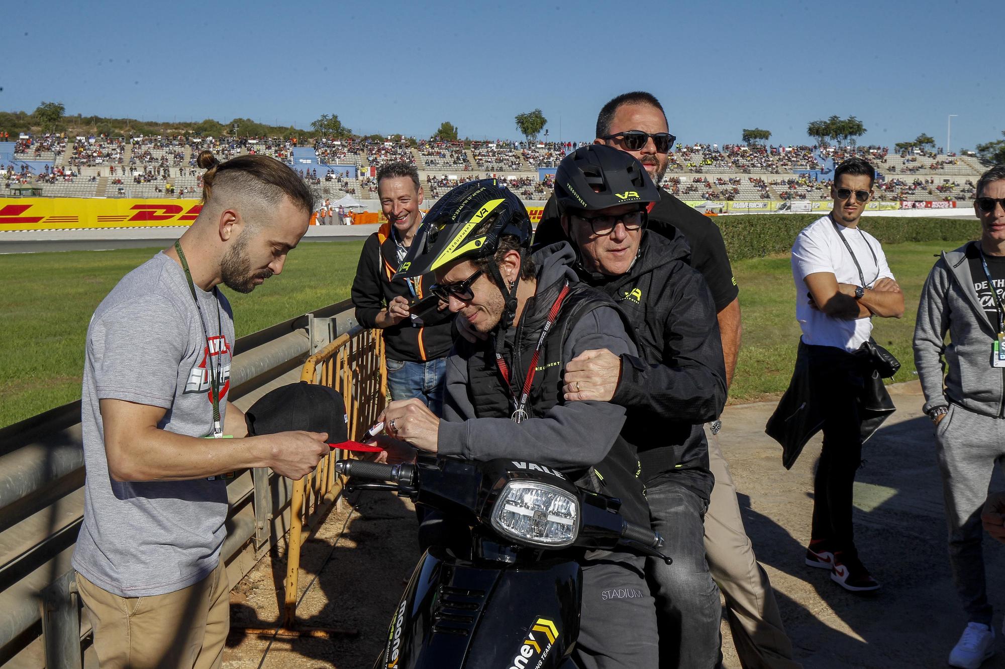 Valentino Rossi vuelve a Cheste