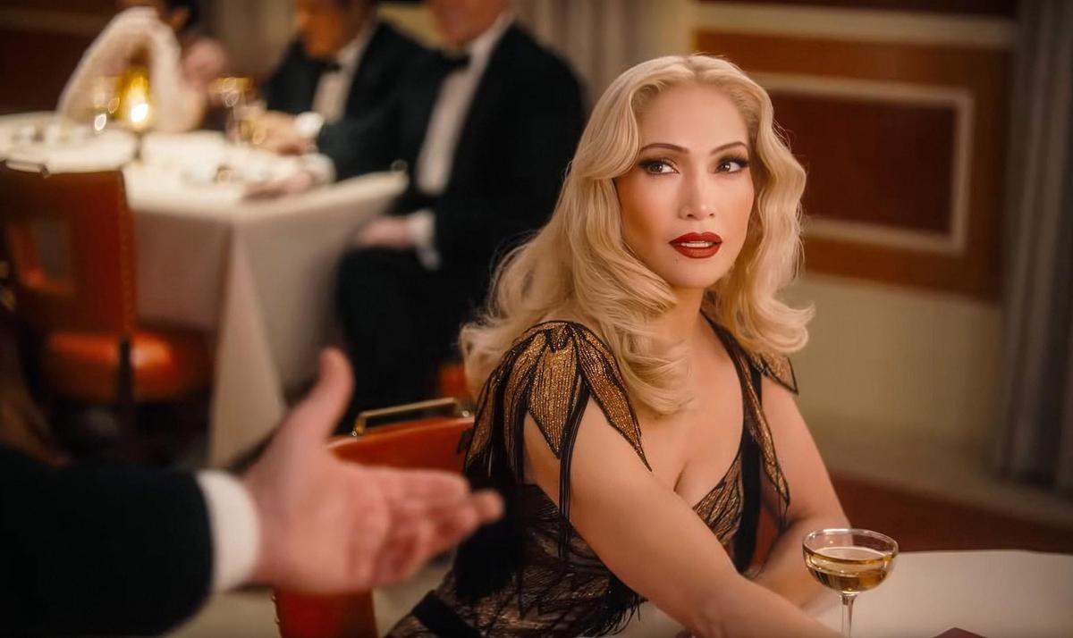 Jennifer Lopez  en la película El beso de la mujer araña.