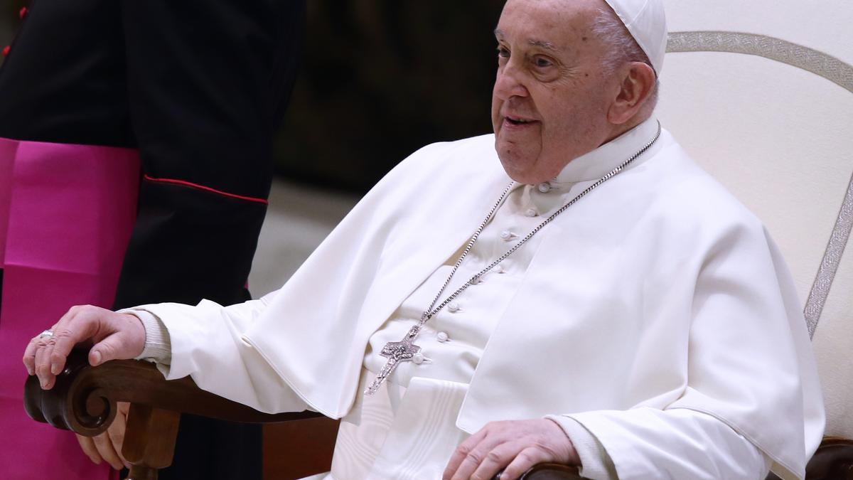 Archivo - El Papa Francisco en una audiencia.