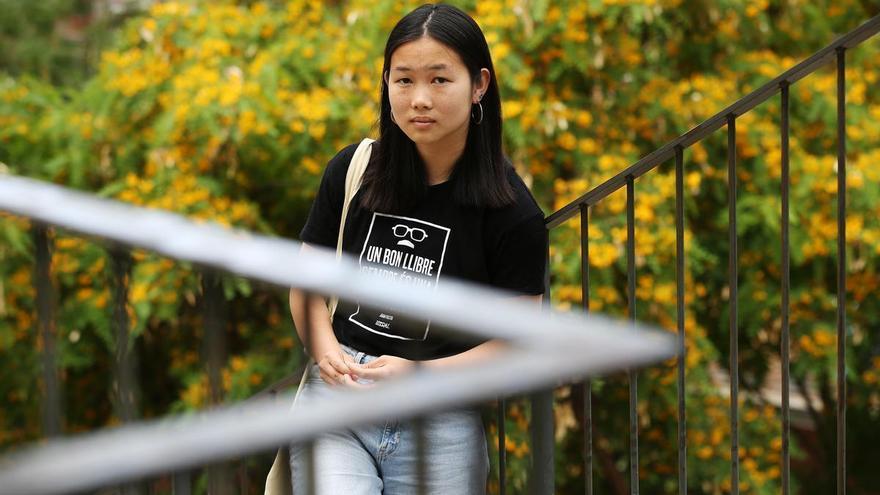 Un año de pruebas médicas y terror: el calvario de una joven tras sufrir un pinchazo el verano pasado