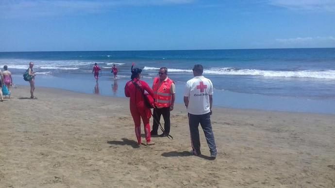 Fallece un bañista en Playa del Inglés