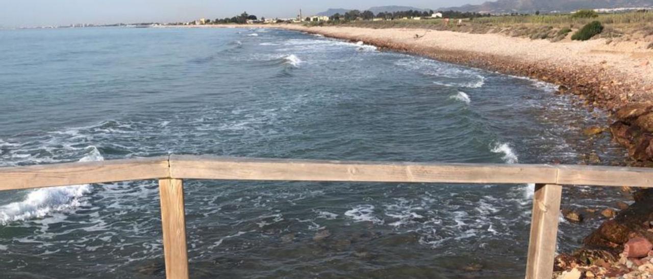 El proyecto de Costas para el litoral sur de Xilxes contempla la ampliación de cuatro espigones por más de 3,1 millones.  | MIGUEL ÁNGEL SÁNCHEZ