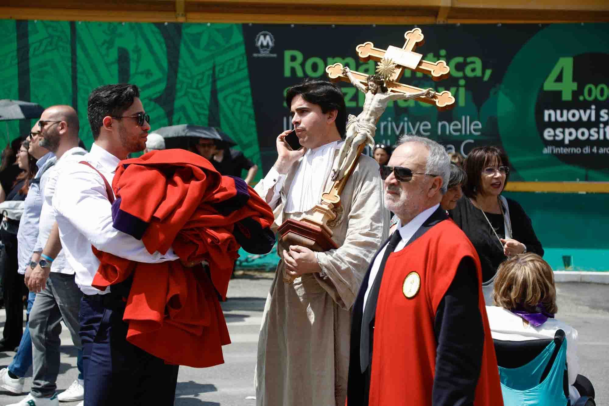 Gran procesión por el Jubileo de las Cofradías, en fotos