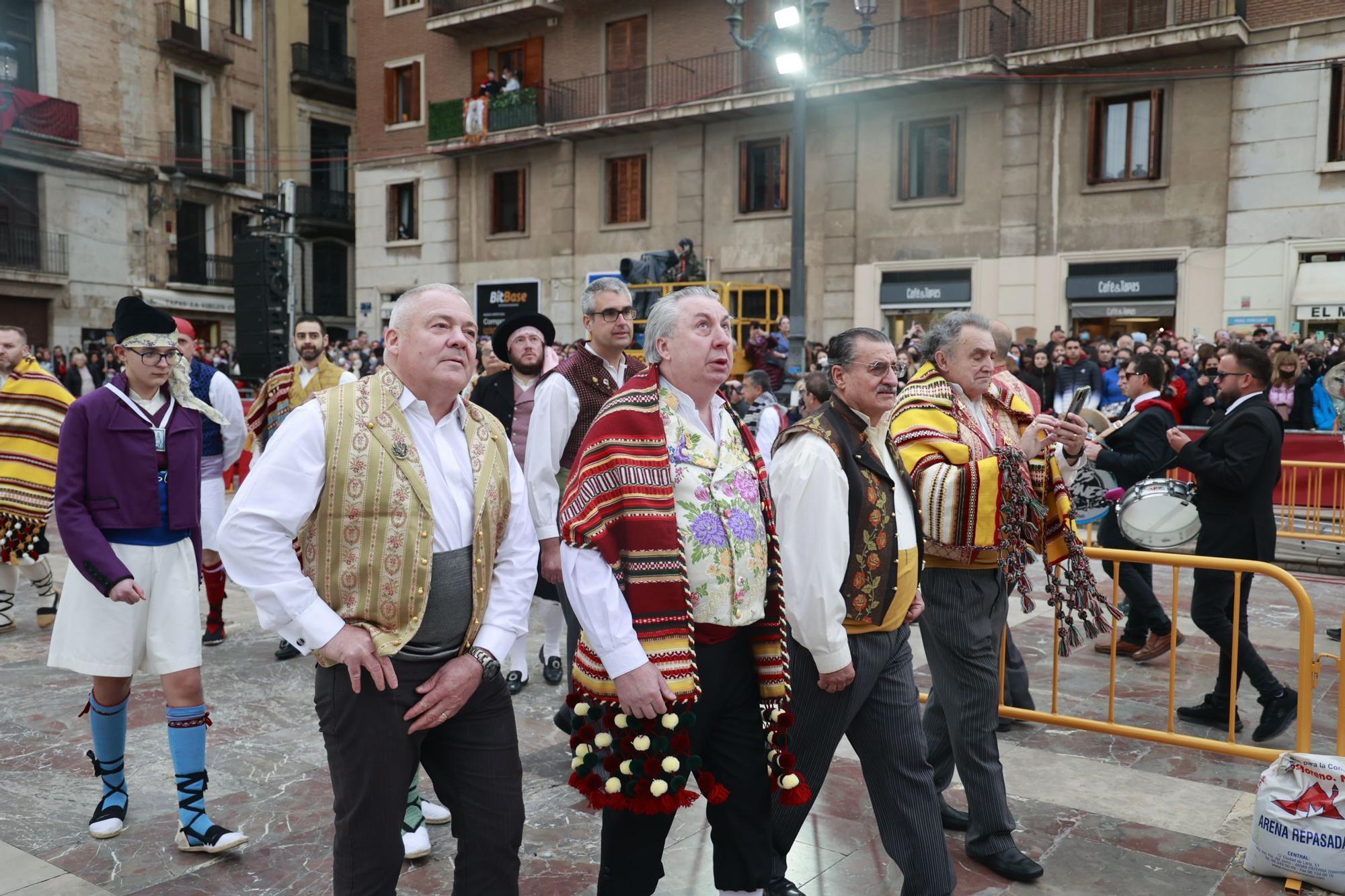 Búscate en el segundo día de ofrenda por la calle Quart (entre las 18:00 a las 19:00 horas)