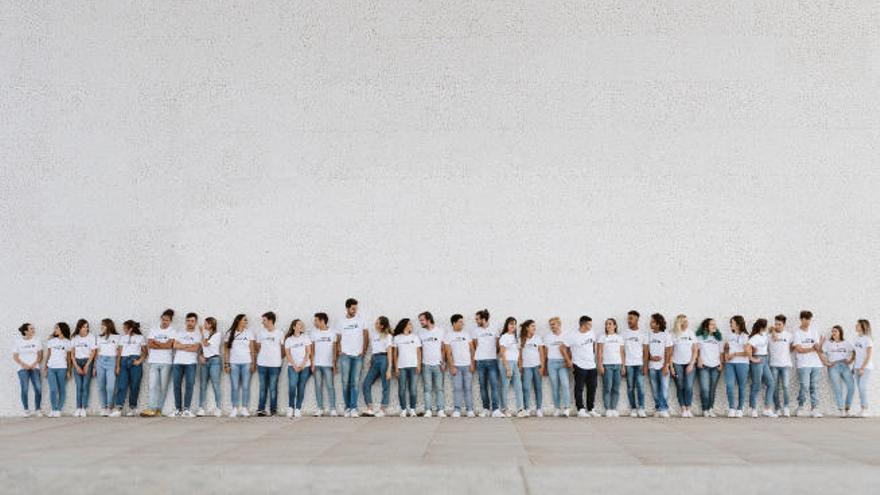 Foto de familia del Coro Juvenil de Auditorio de Tenerife.