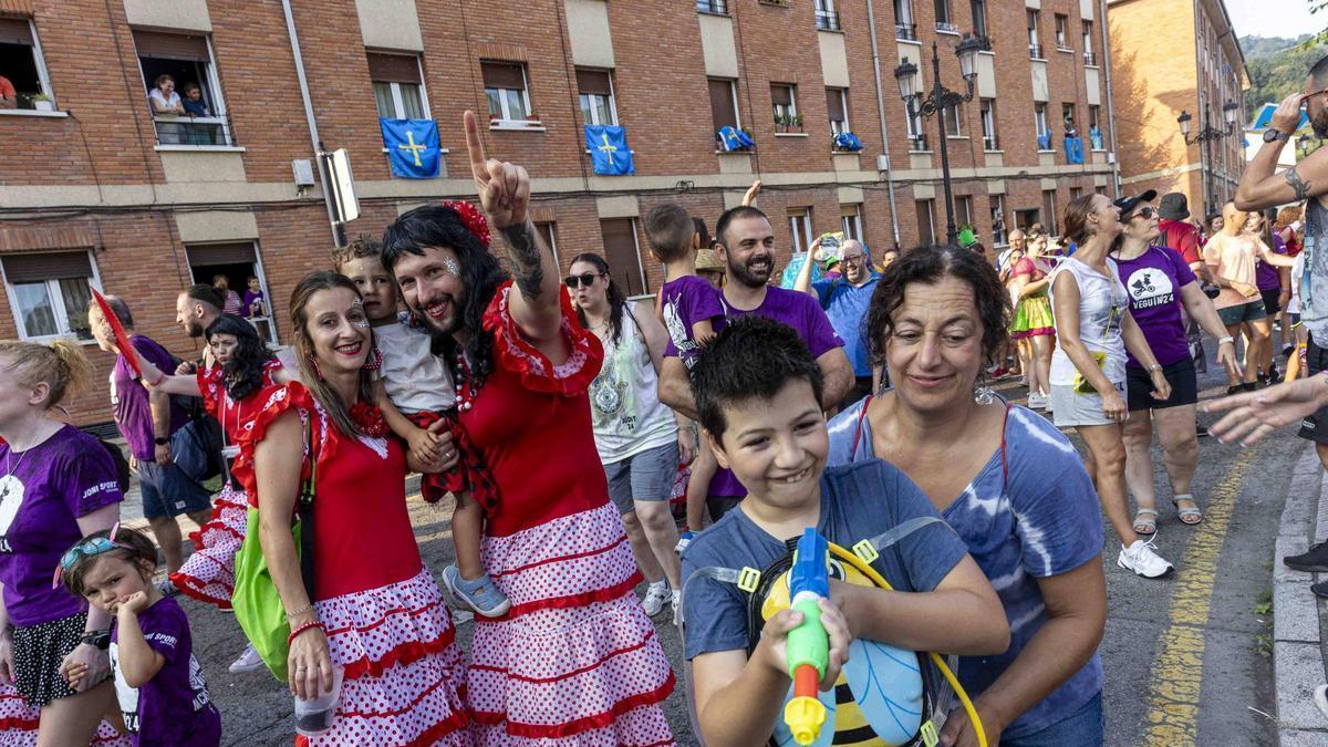 Desfile en el día de la jira de una edición pasada.