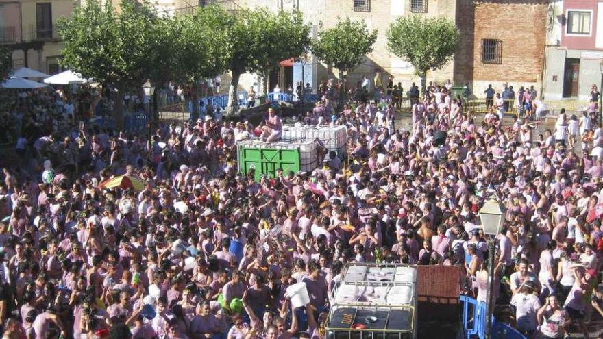 Participantes de la contienda, en la plaza de La Glorieta.