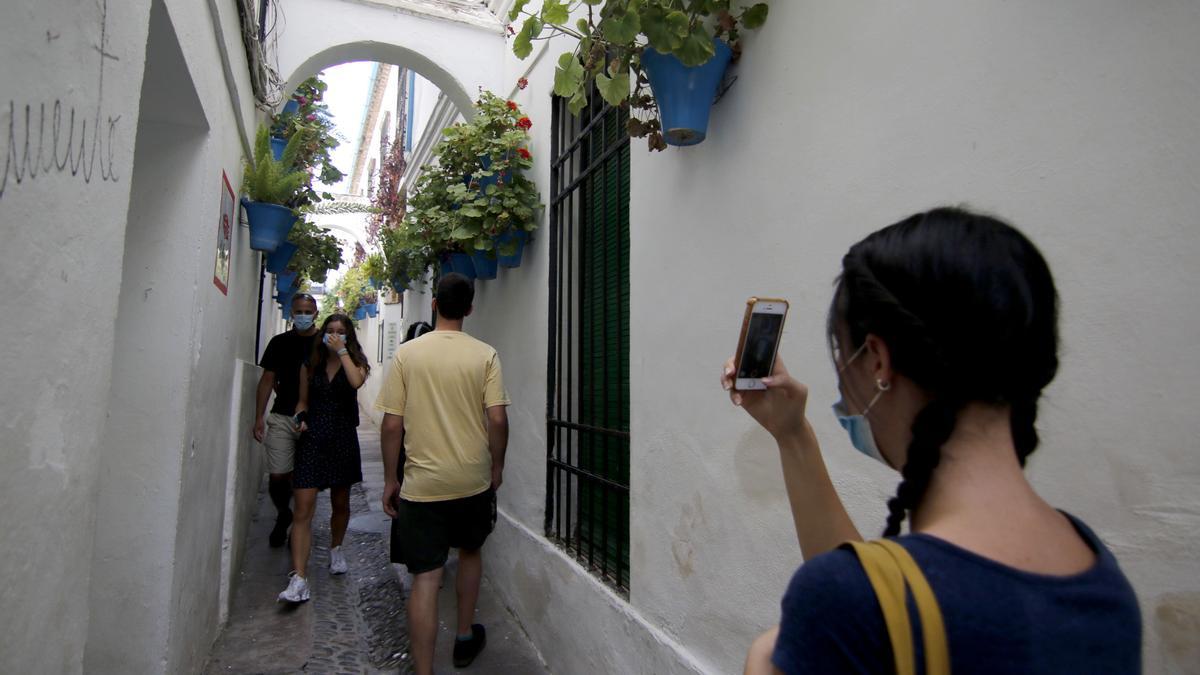 Turistas en la Judería.