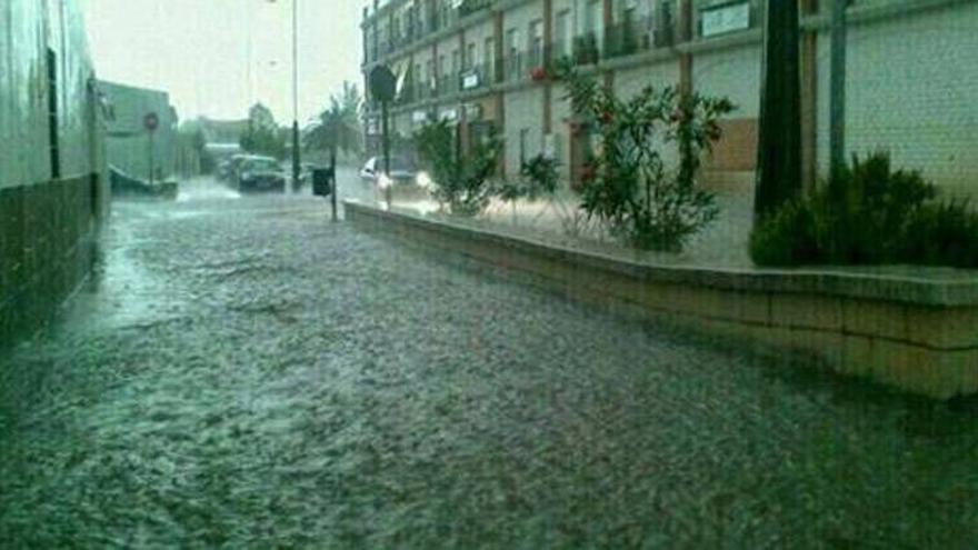 Las tormentas provocan inundaciones en varios municipios pacenses