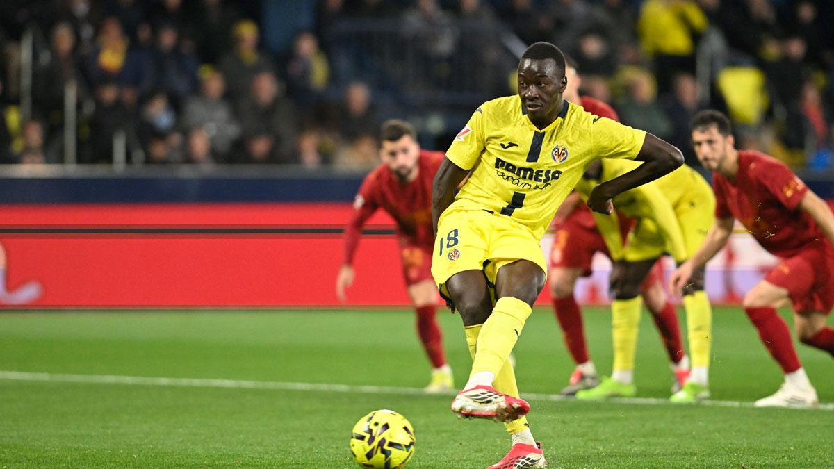 Pape Gueye en el encuentro contra el Valencia CF