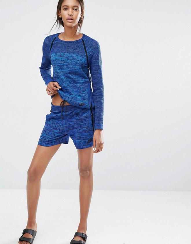 Conjunto: jersey y pantalones
