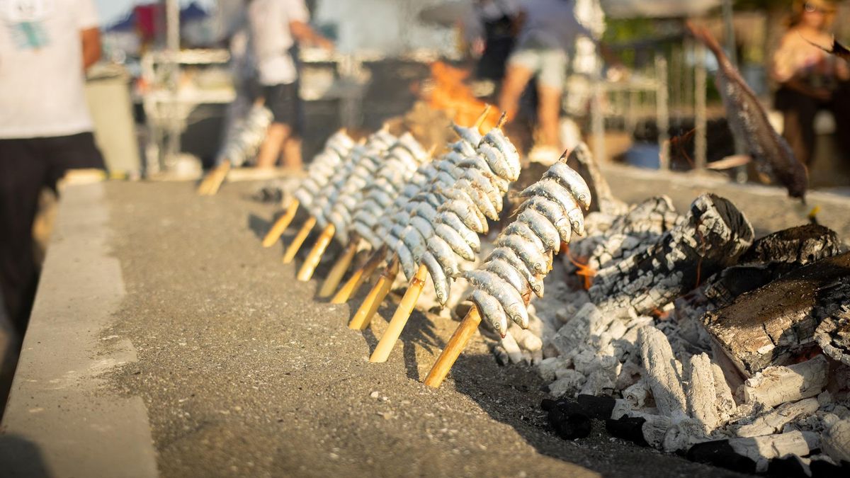 Torremolinos elegirá el 2 de agosto al mejor espetero de la Costa del Sol.