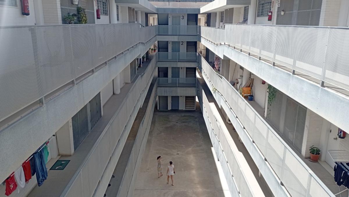 Vista de la promoción de InmoCaixa en la calle Catedrático Cristóbal Cuevas, 22, en Soliva, el mes pasado.
