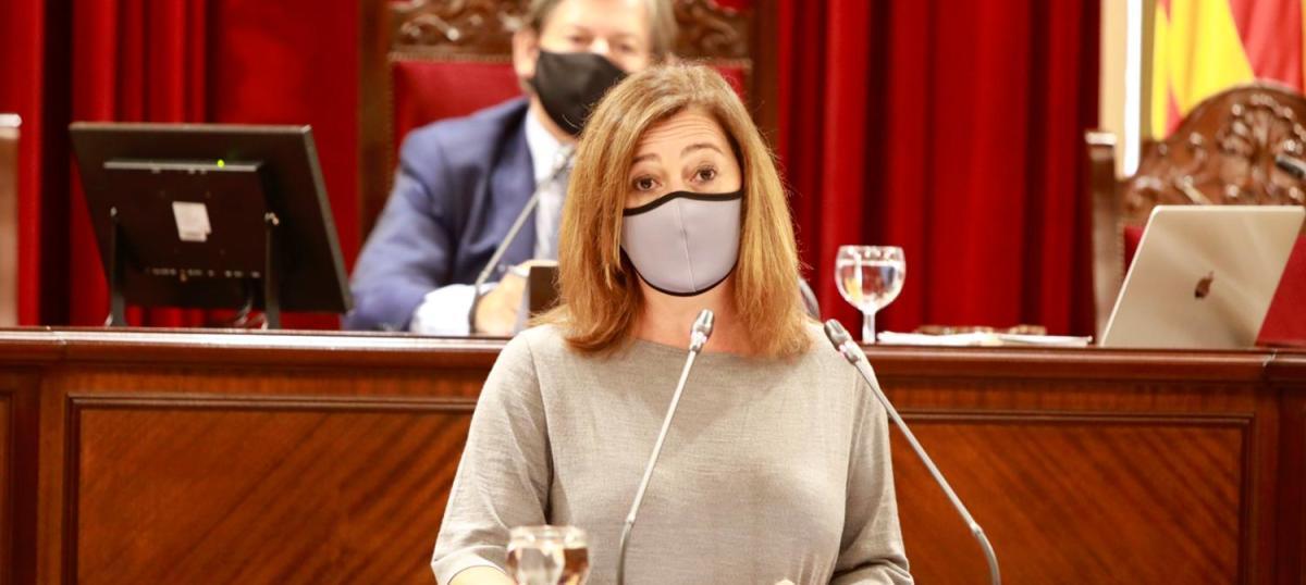 Francina Armengol durante su comparecencia en el Parlament
