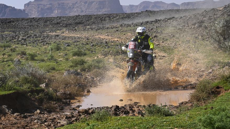 El español Carles Falcón, en estado grave tras sufrir un accidente en el Dakar